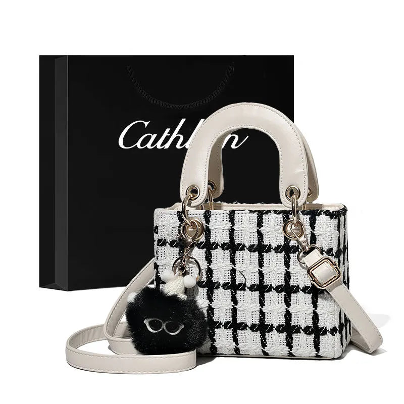 Luxury Hangbag - {{ shop_name}} varyfun