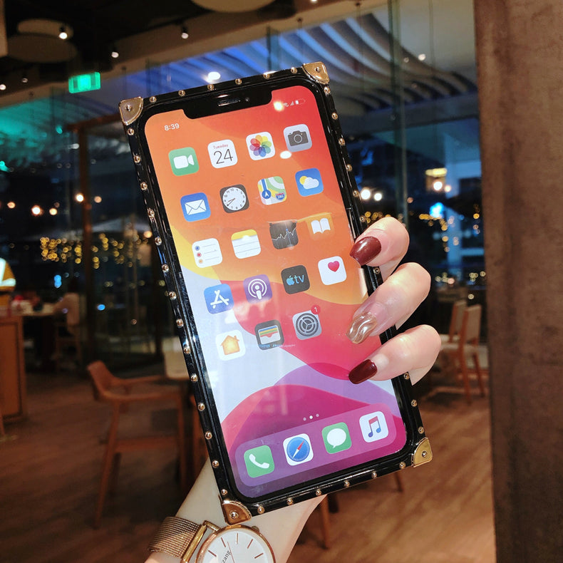 Lucky four-leaf clover diamond bracket phone case for iPhone/Samsung - {{ shop_name}} varyfun