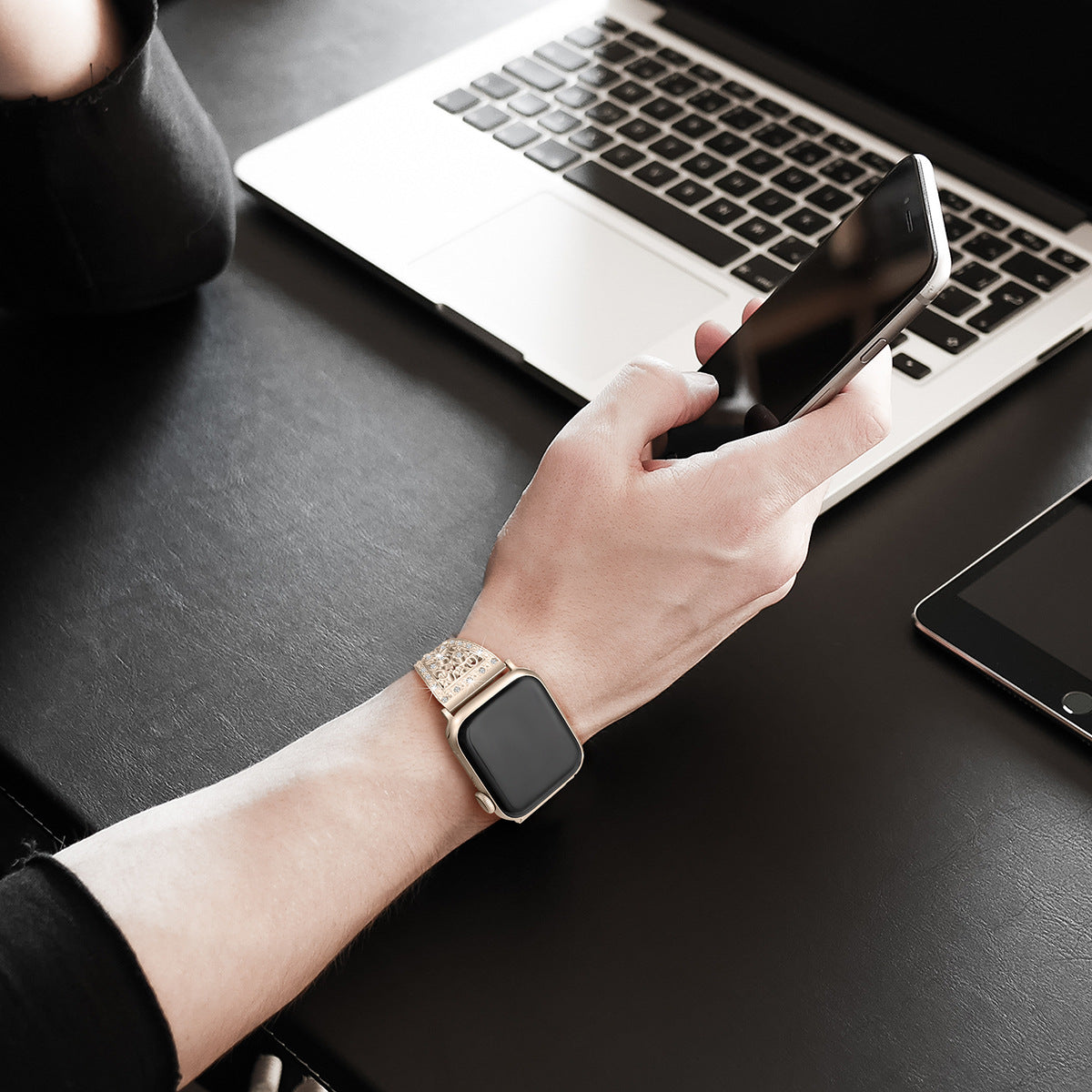 Luxury Strap For Apple Watch Series - {{ shop_name}} varyfun