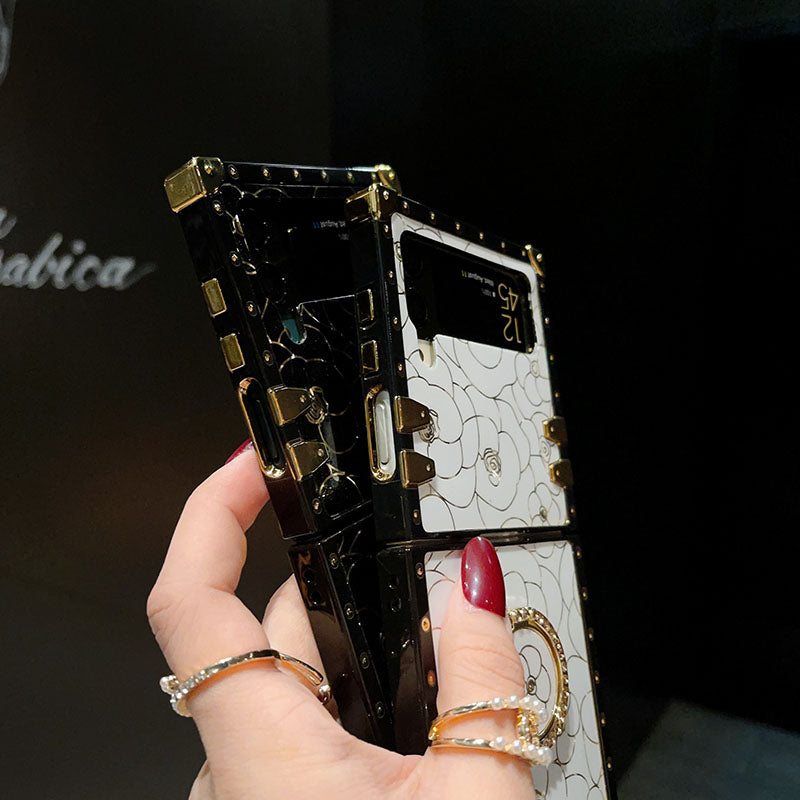 Luxury Brand Camellia Gold Plating Square Case For Samsung Galaxy Z Flip4 Flip3 5G - {{ shop_name}} pphonecover