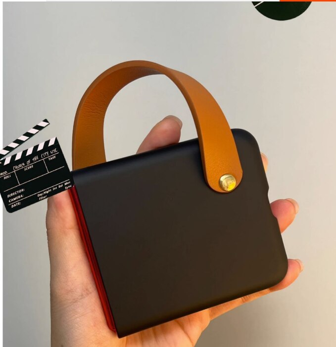 Fashion Cute Diy Giraffe Girl Pearl Short Chain Case For Motorola 40 Ultra Case 2023 Moto Razr 2022 Cover 40ultra - mycasety2023 Mycasety