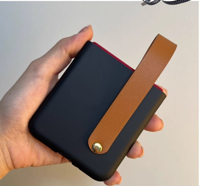 Fashion Cute Diy Giraffe Girl Pearl Short Chain Case For Motorola 40 Ultra Case 2023 Moto Razr 2022 Cover 40ultra - mycasety2023 Mycasety