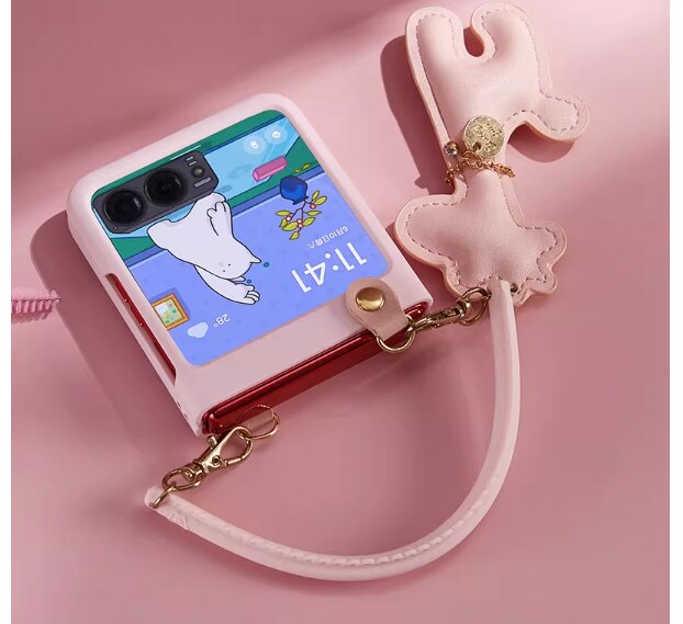 Fashion Cute Diy Giraffe Girl Pearl Short Chain Case For Motorola 40 Ultra Case 2023 Moto Razr 2022 Cover 40ultra - mycasety2023 Mycasety