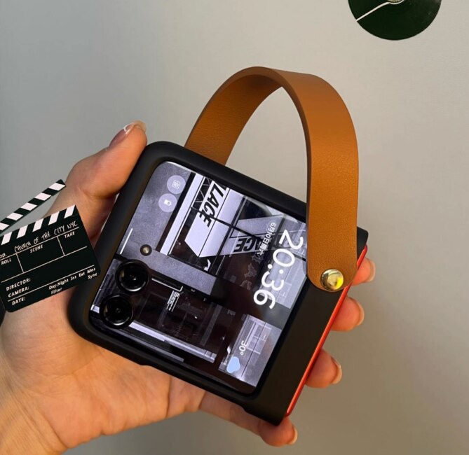 Fashion Cute Diy Giraffe Girl Pearl Short Chain Case For Motorola 40 Ultra Case 2023 Moto Razr 2022 Cover 40ultra - mycasety2023 Mycasety