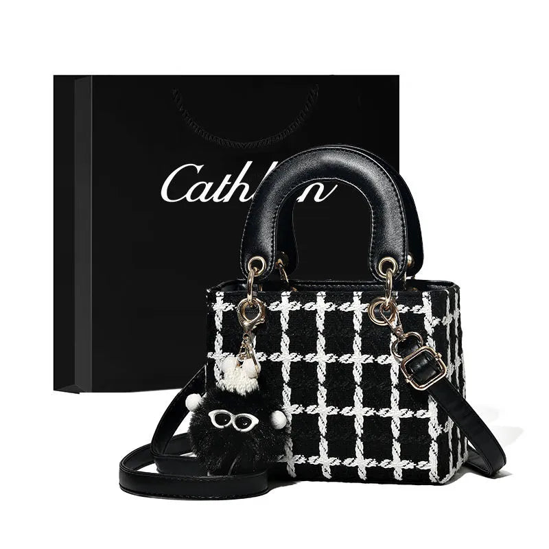 Luxury Hangbag - {{ shop_name}} varyfun