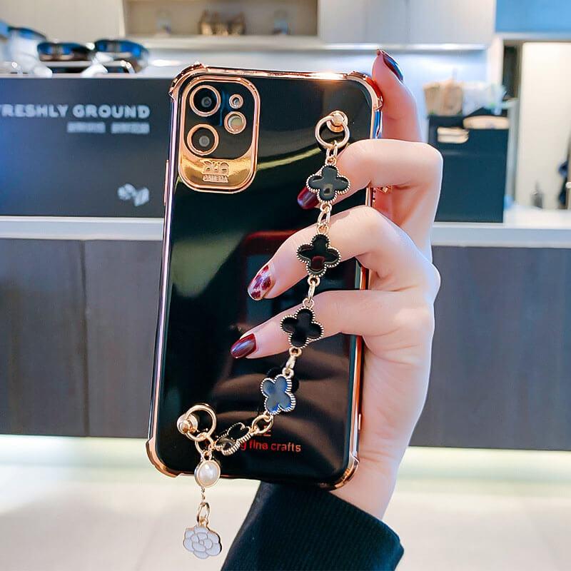 2021 Luxury Electroplated Gold Plating Four Leaf Clover Bracelet Case For iPhone 12Pro MAX 11 XS XR 7 8 Plus - {{ shop_name}} varyfun