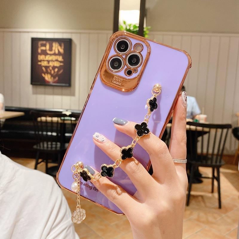 2021 Luxury Electroplated Gold Plating Four Leaf Clover Bracelet Case For iPhone 12Pro MAX 11 XS XR 7 8 Plus - {{ shop_name}} varyfun